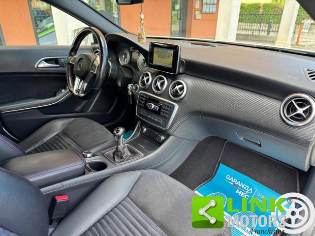MERCEDES-BENZ A 180 CDI Premium AMG