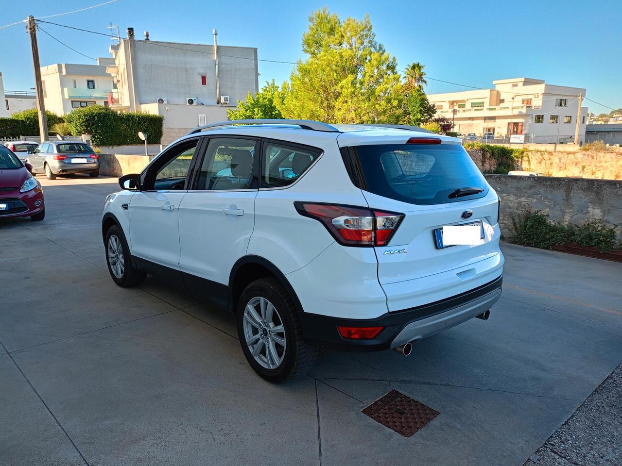 Ford Kuga 1.5 TDCI 120 CV S&S 2WD Titanium