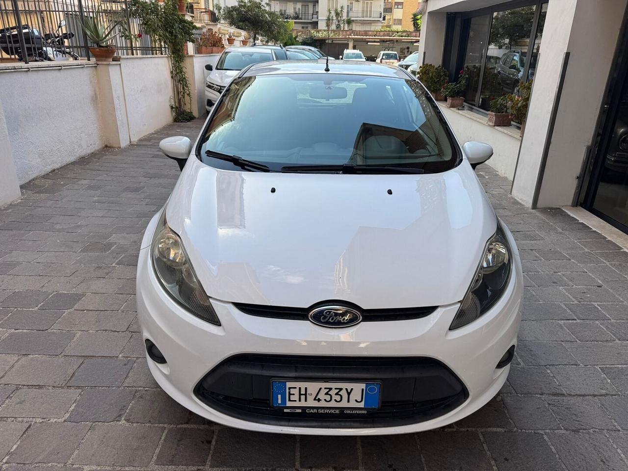 FORD Fiesta 1.4 TDCi 70CV 3 porte Titanium