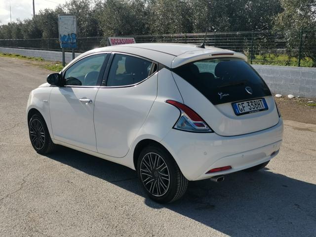 LANCIA Ypsilon 1.0 FireFly 5p S&S Hybrid Ecochic Silver IMP. GPL