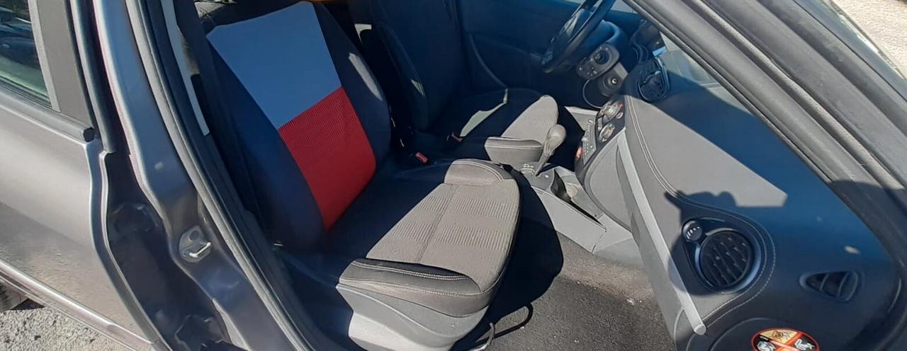 Renault Clio 2011 - 1.2 BENZINA CAMB. AUT. LB AUTOMOBILI