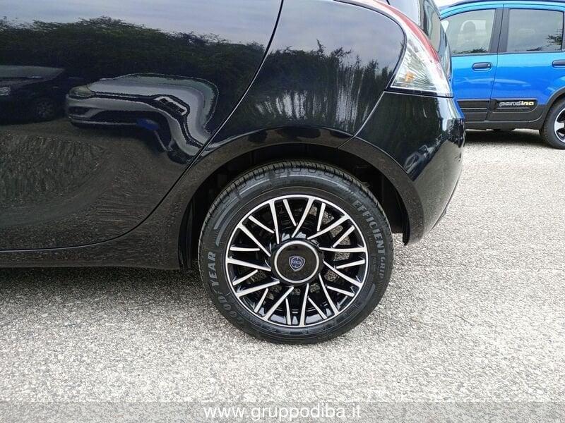 Lancia Ypsilon F1G My21 1.0 70cv Hybrid Ferretti