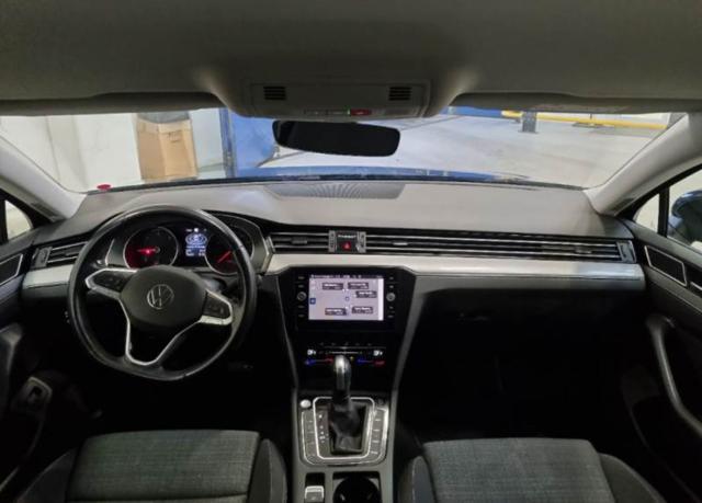 VOLKSWAGEN Passat Variant 2.0 TDI SCR EVO DSG Business