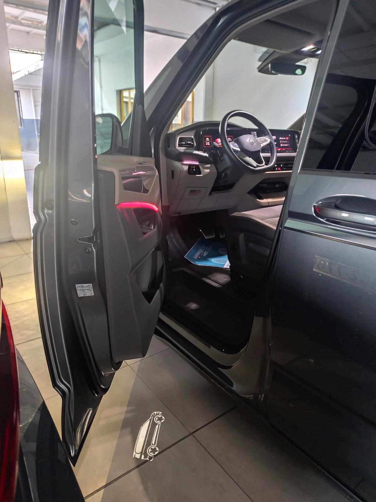 Volkswagen Multivan 2.0 tdi Space Mobility Pack 150cv dsg 7p.ti
