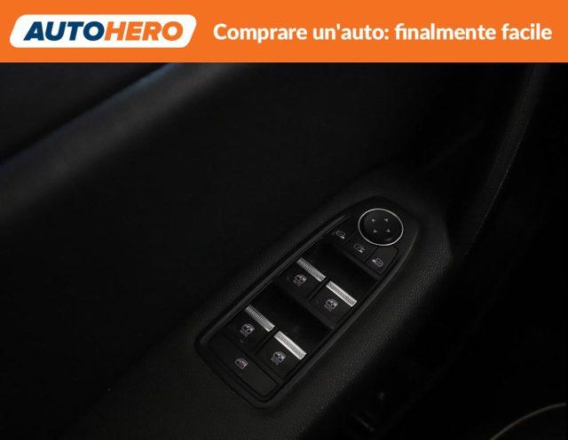RENAULT Captur Plug-in Hybrid E-Tech 160 CV Intens