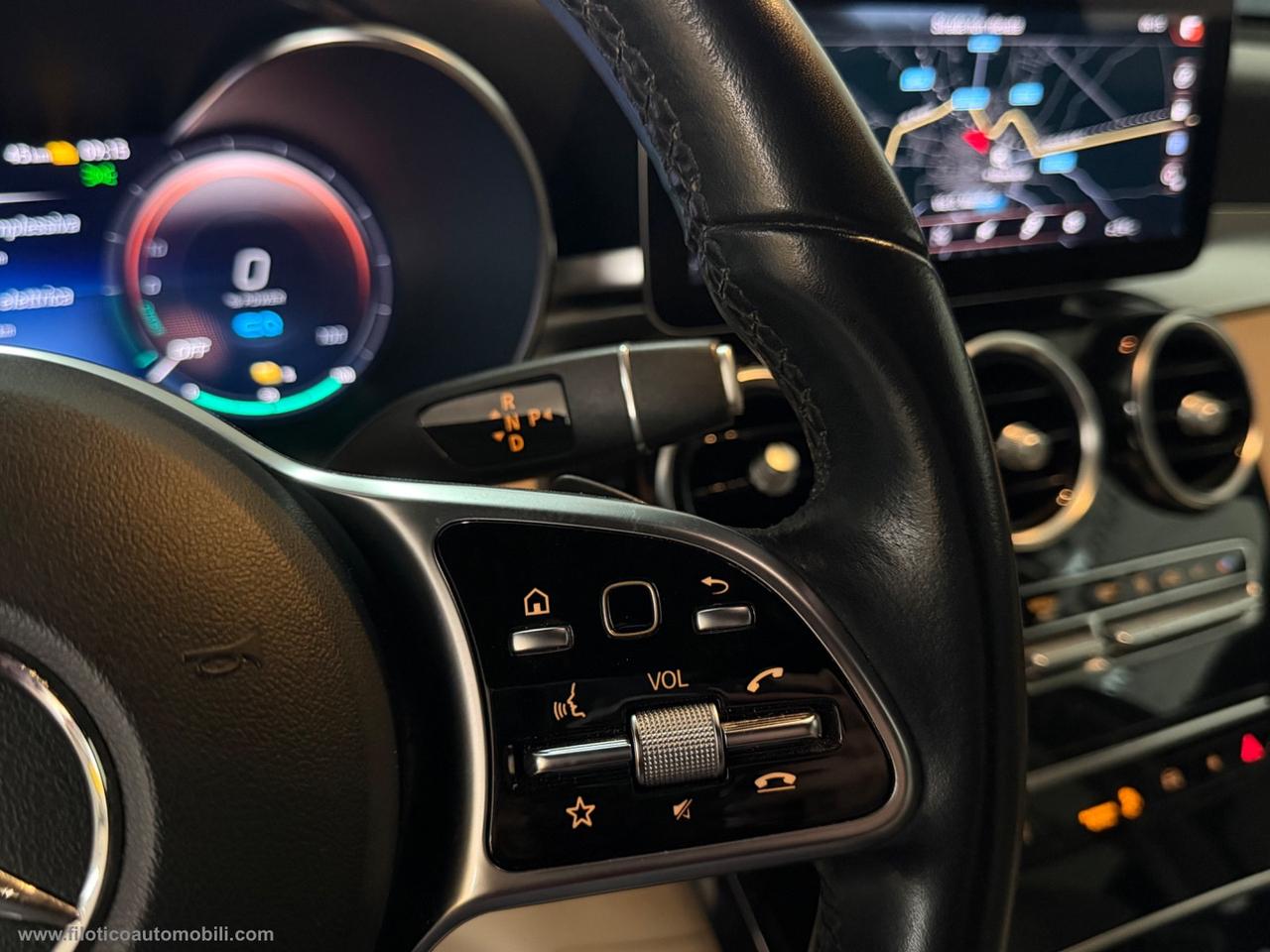 MERCEDES-BENZ GLC 300 de 4M Plug-in hyb. Coupé Sport PELLE - FARI LED FULL!!