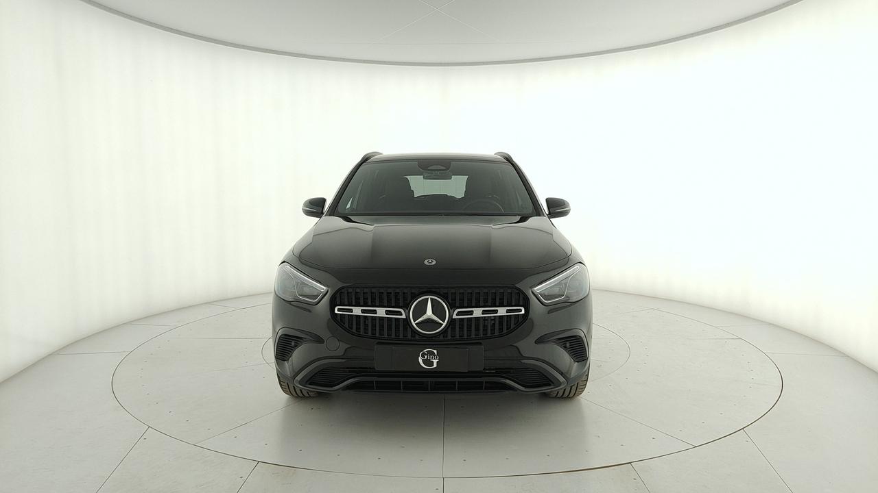 Mercedes-Benz GLA 200 d automatic