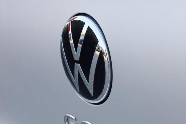 VOLKSWAGEN Golf 2.0 TDI DSG SCR Life PREZZO NETTO