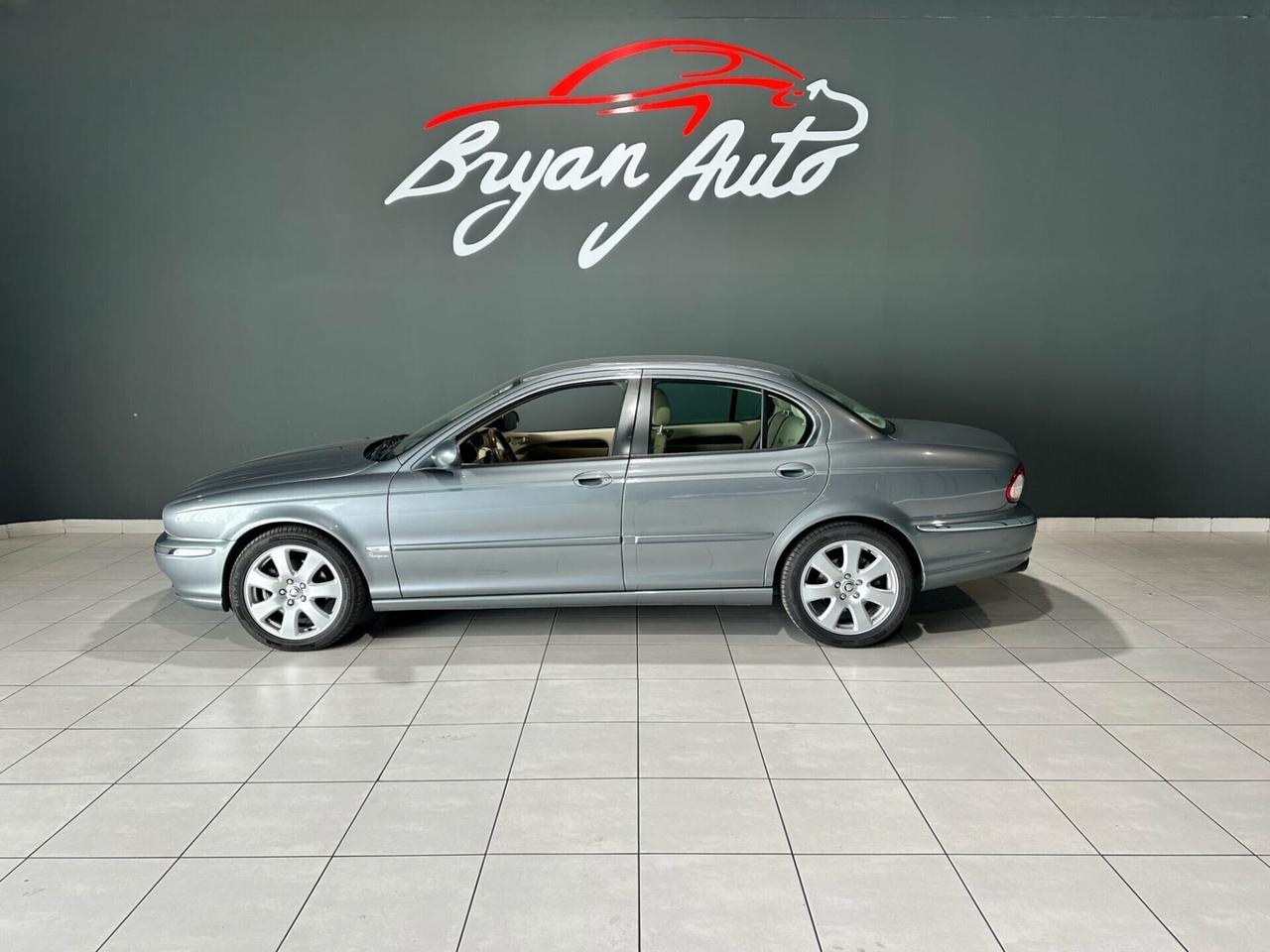 Jaguar X-Type 2.5 V6 24V cat Executive