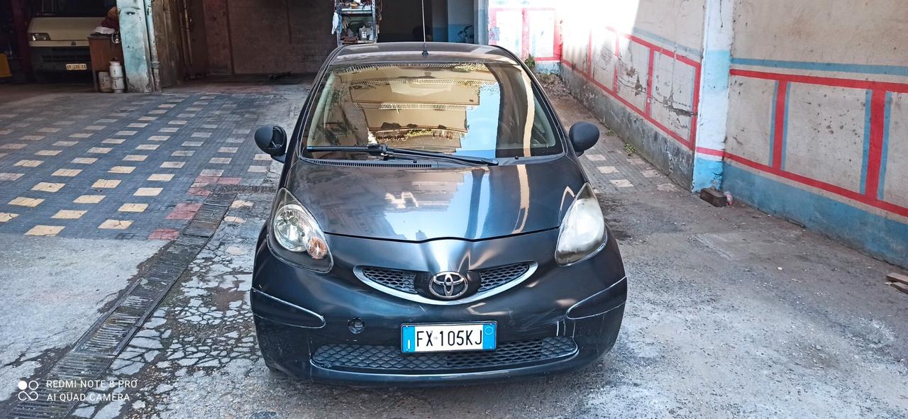 Toyota Aygo 1.0 12V VVT-i 5 porte