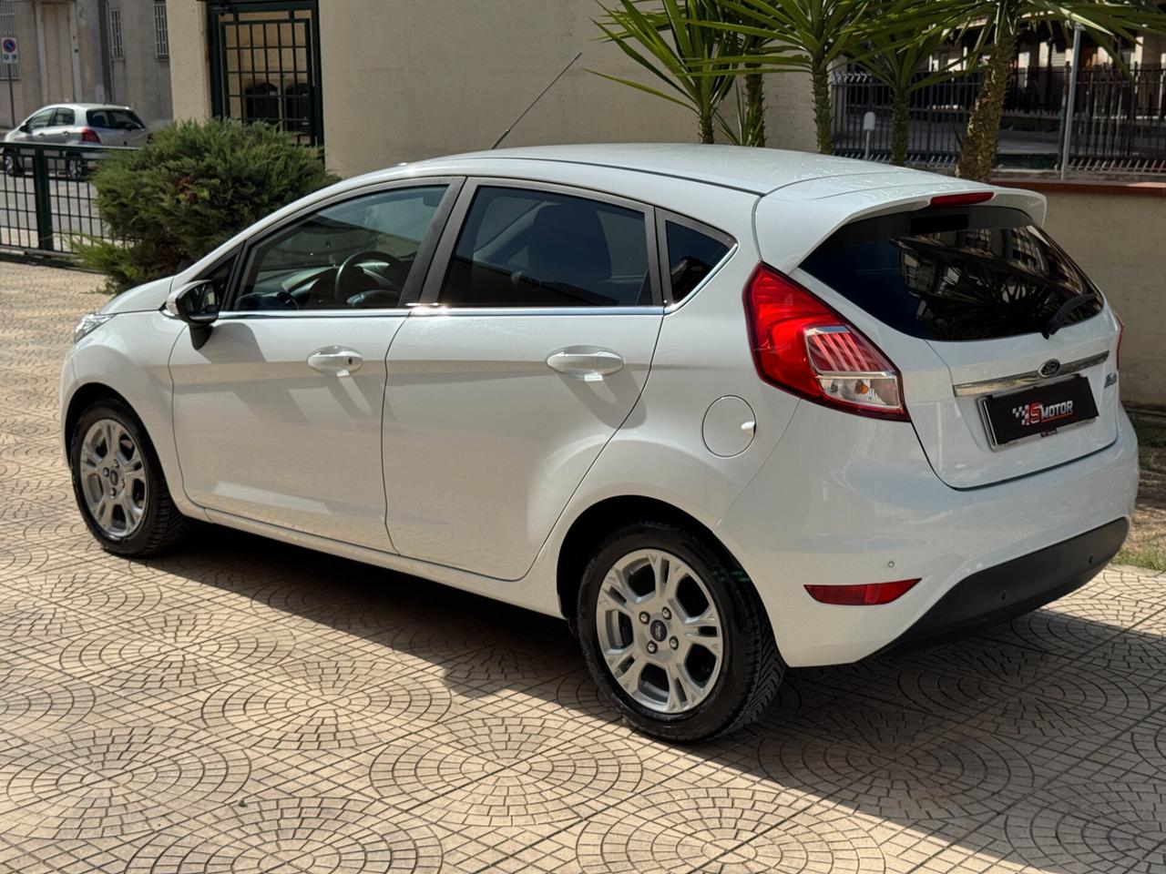 Ford Fiesta 1.5 tdci Titanium 75cv E6