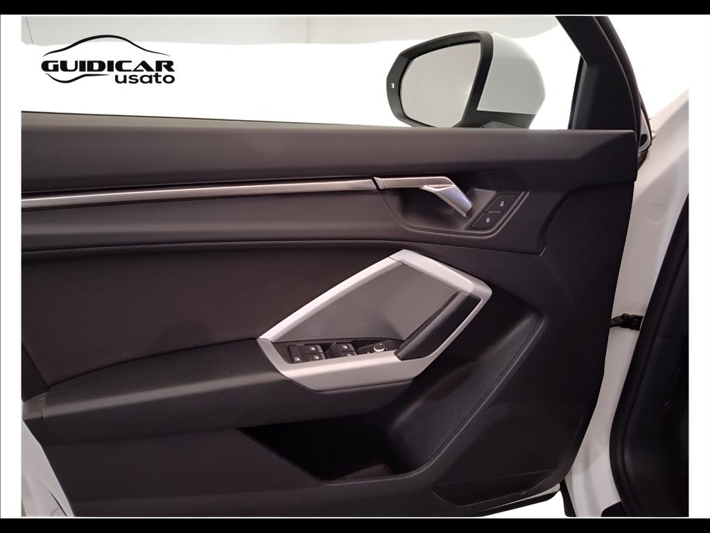 AUDI Q3 II 2018 - Q3 35 2.0 tdi Business Advanced