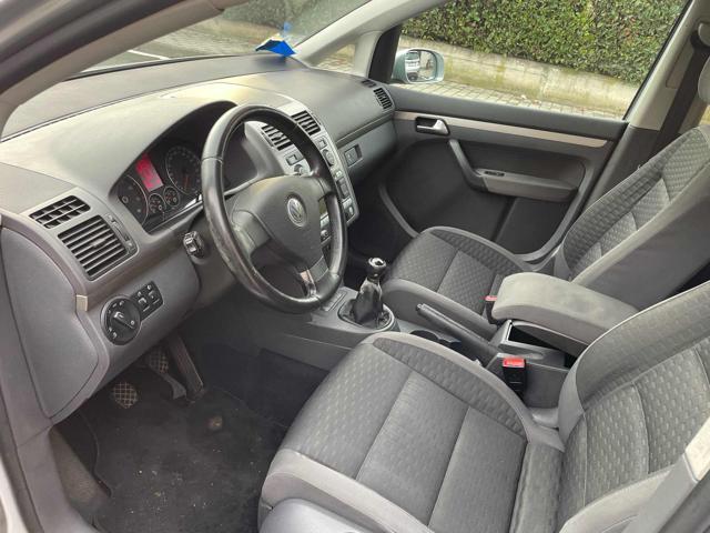 VOLKSWAGEN Touran 2.0 Highline Ecofuel 7 posti