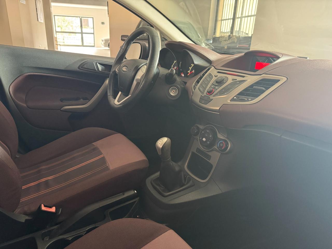 Ford Fiesta 1.2 16V 5p. Clever NEOPATENTATI