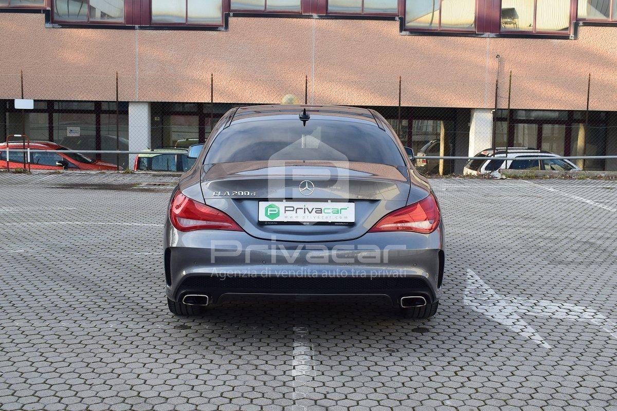 MERCEDES CLA 200 d Automatic Premium