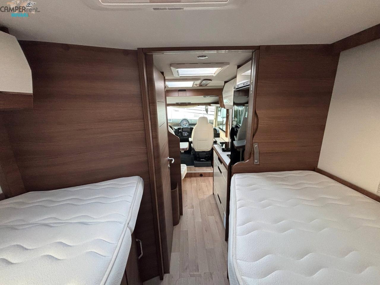 RAPIDO C55i - motorhome con letti gemelli in coda ed ampio garage