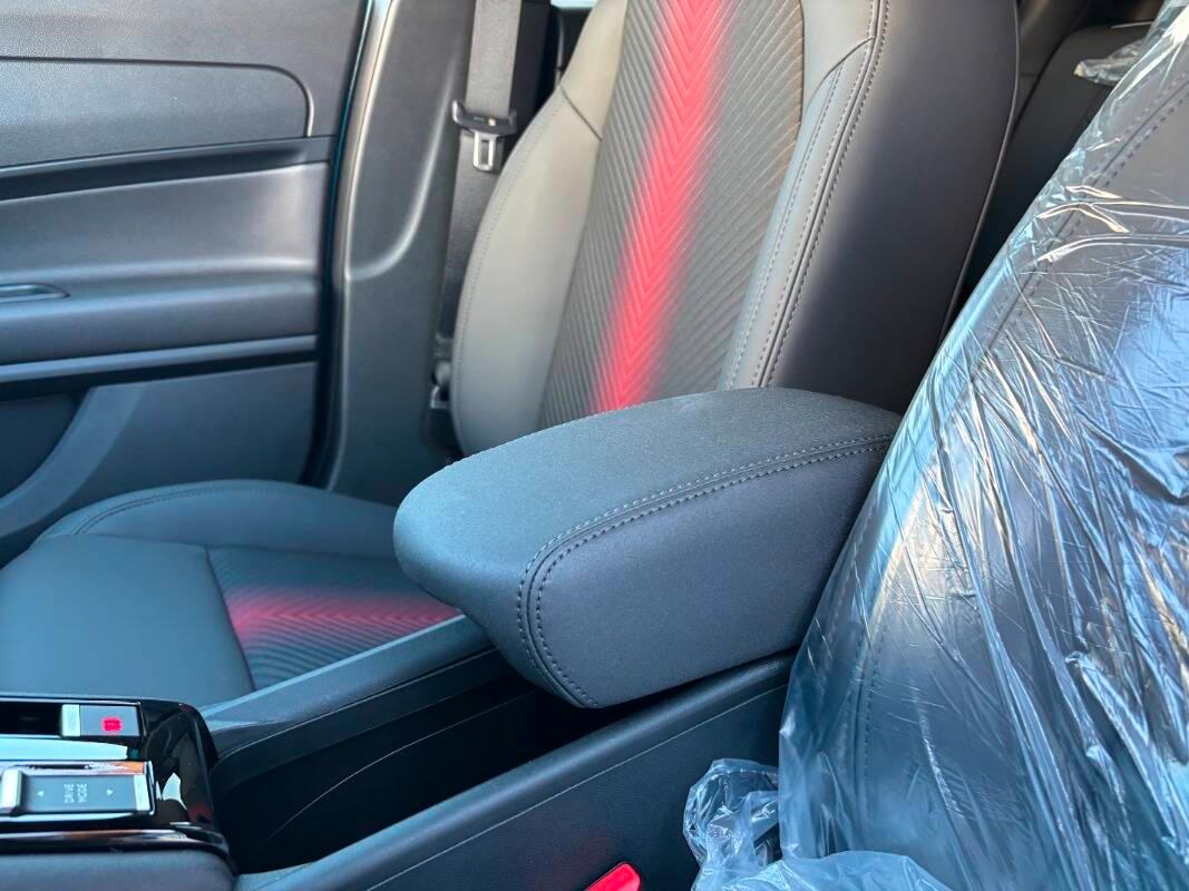 Alfa Romeo Junior 1.2 ibrida Speciale 145cv edct6