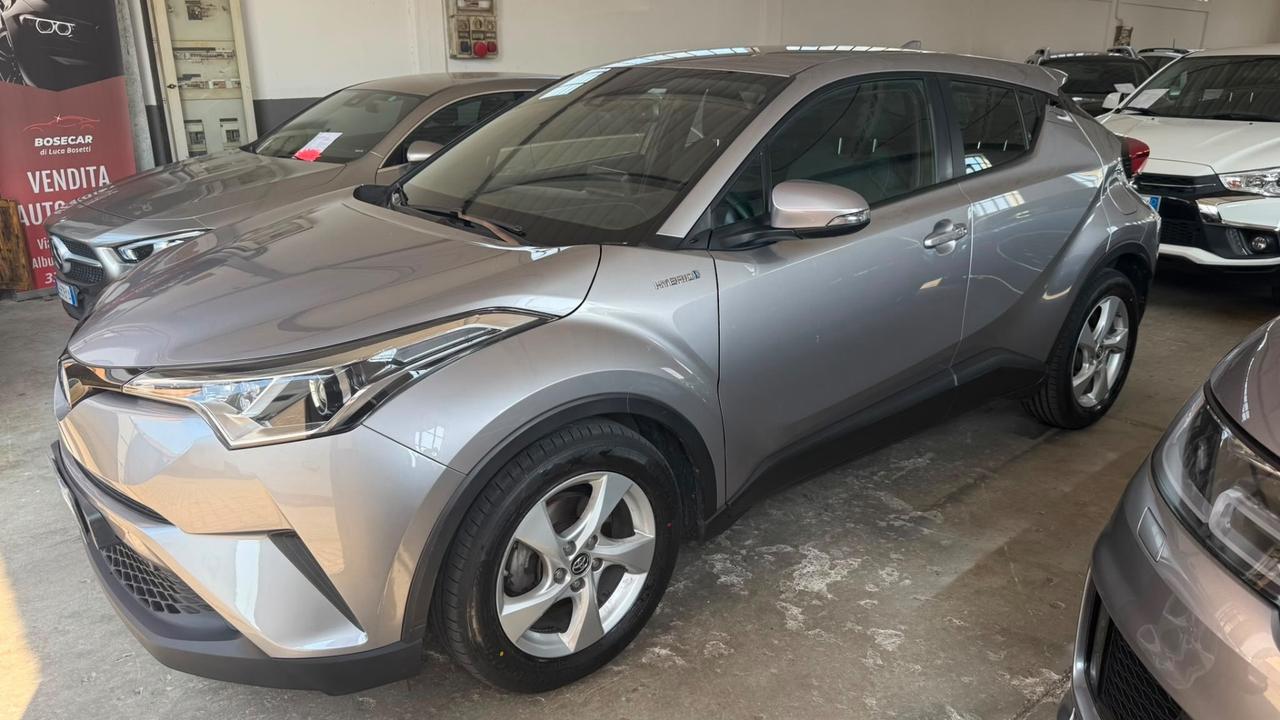 Toyota C-HR 1.8 HV Trend