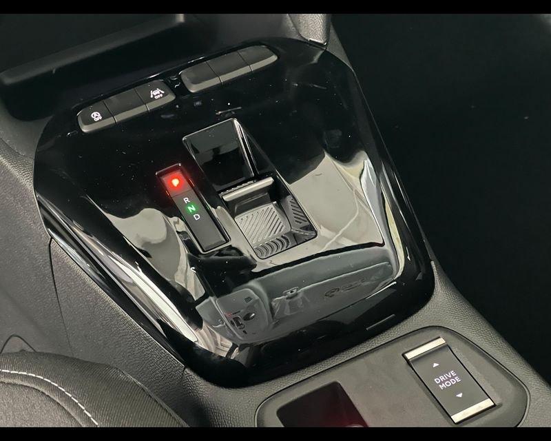 Opel Corsa Edition Hybrid 110CV DTC6