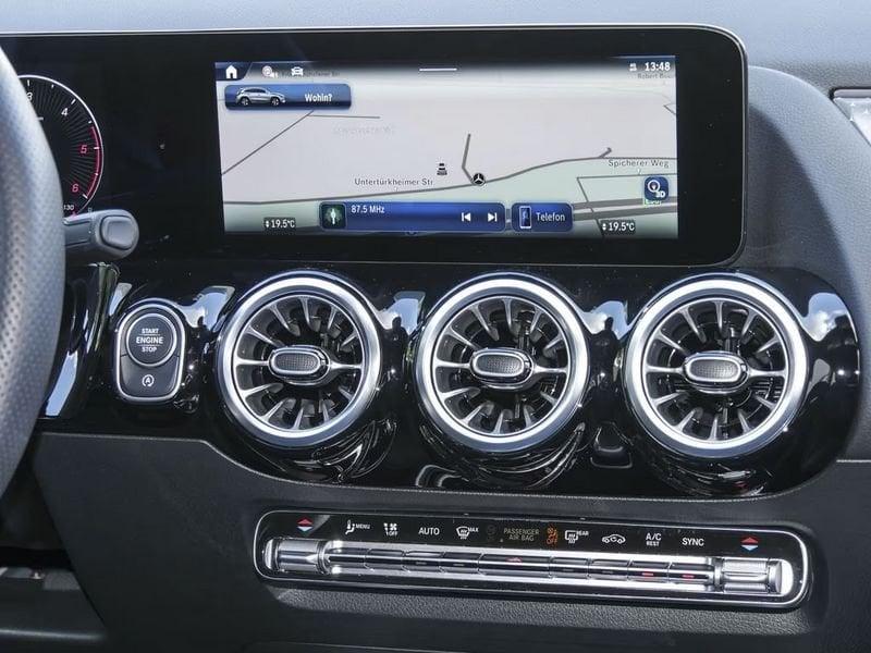 Mercedes-Benz GLA GLA 200 d Automatic AMG Line Premium NAVI FULL LED CAMERA