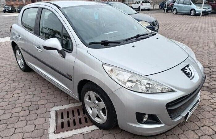 Peugeot 207 1.4 8V 75CV 5p. X Line Neopatentati