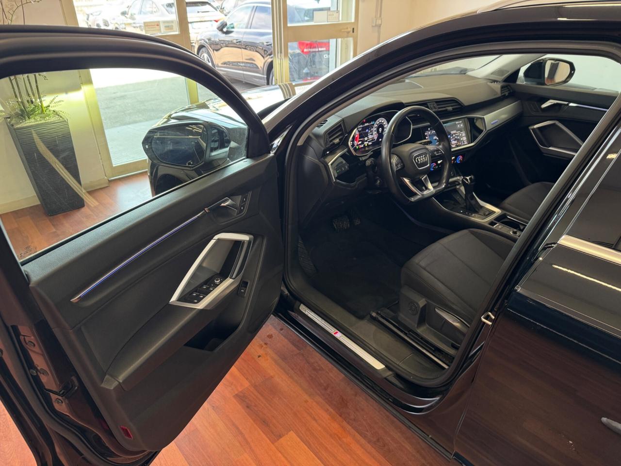 AUDI Q3 40 TDI QUATTRO S TRONIC S LINE