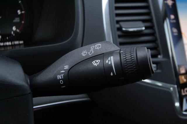 VOLVO XC90 B5 (d) AWD Pezzo Netto 7 posti Business Plus