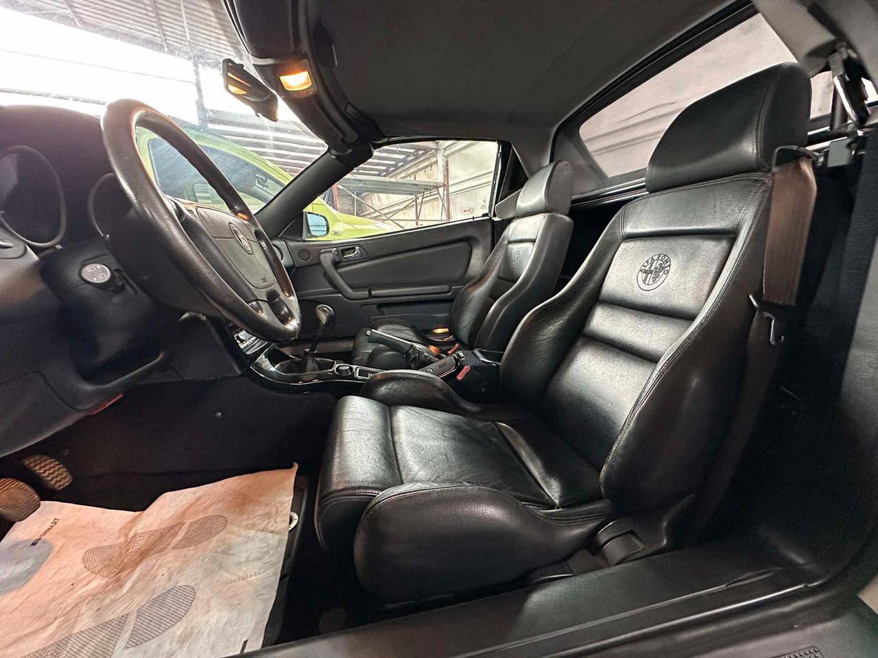 Alfa Romeo GTV Spider 2.0i 16V Twin Spark cat