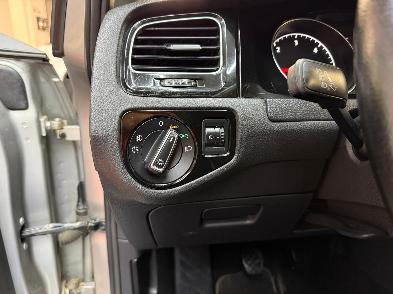 Volkswagen Golf 2.0 TDI 4MOTION Highline - FABIANOAUTO