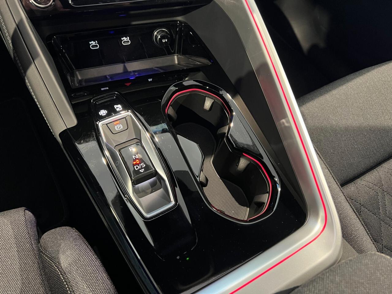 Audi Q5 TDi 150 kW mHEV+ S tronic quattro Launch edition one