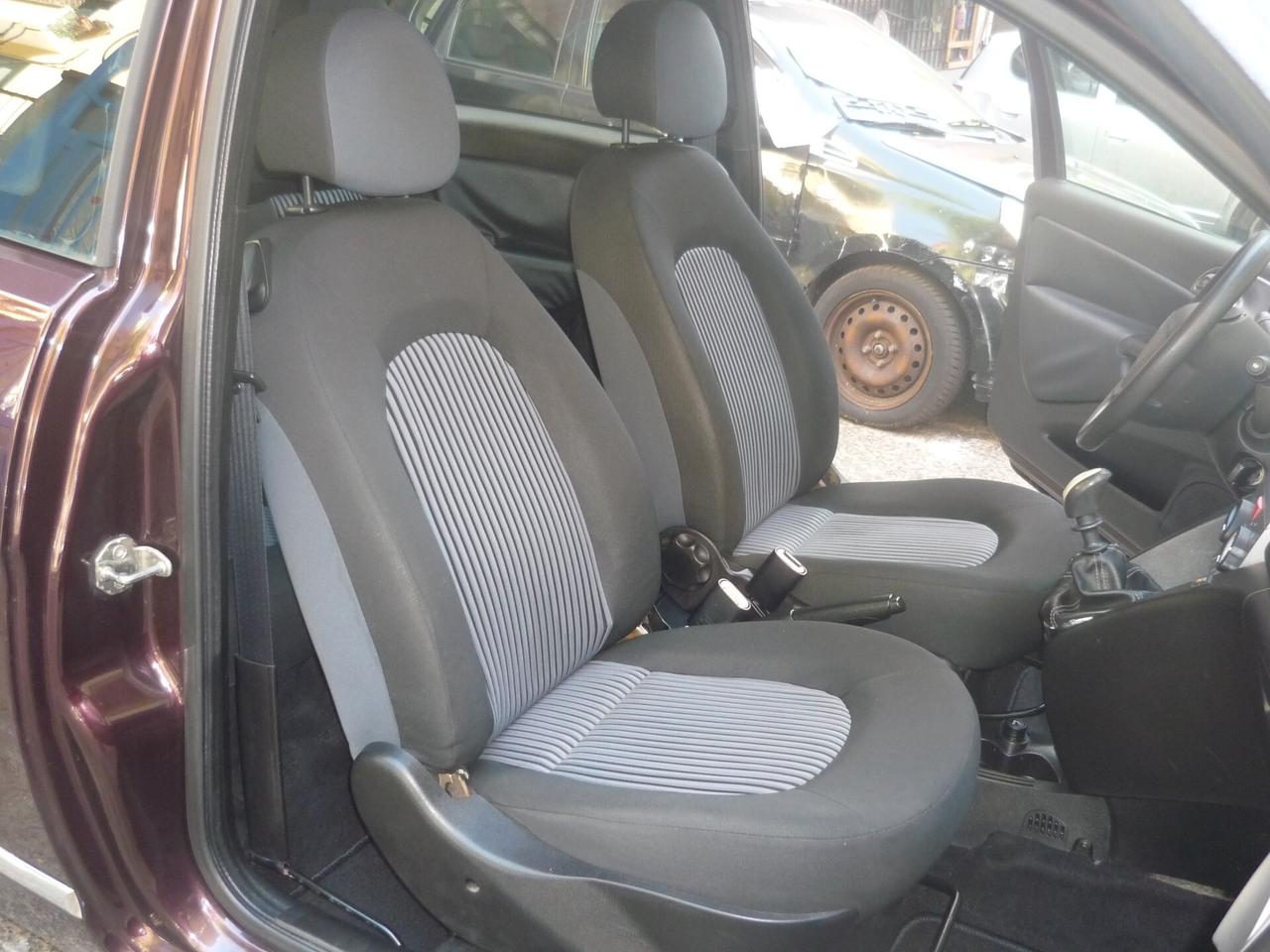Lancia Ypsilon 1.2 Oro Giallo
