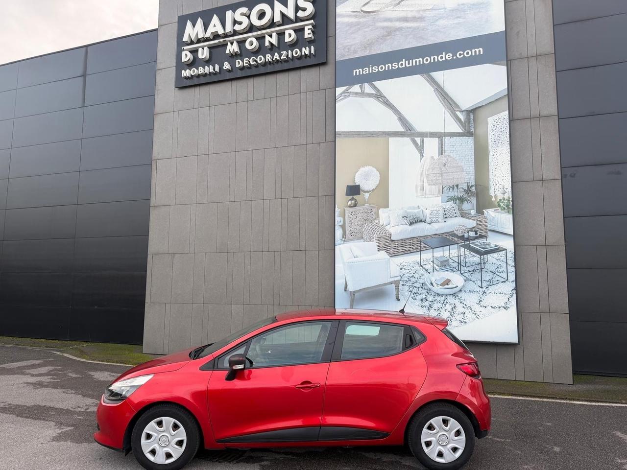 Renault Clio 1.2 75CV 5 porte Costume National