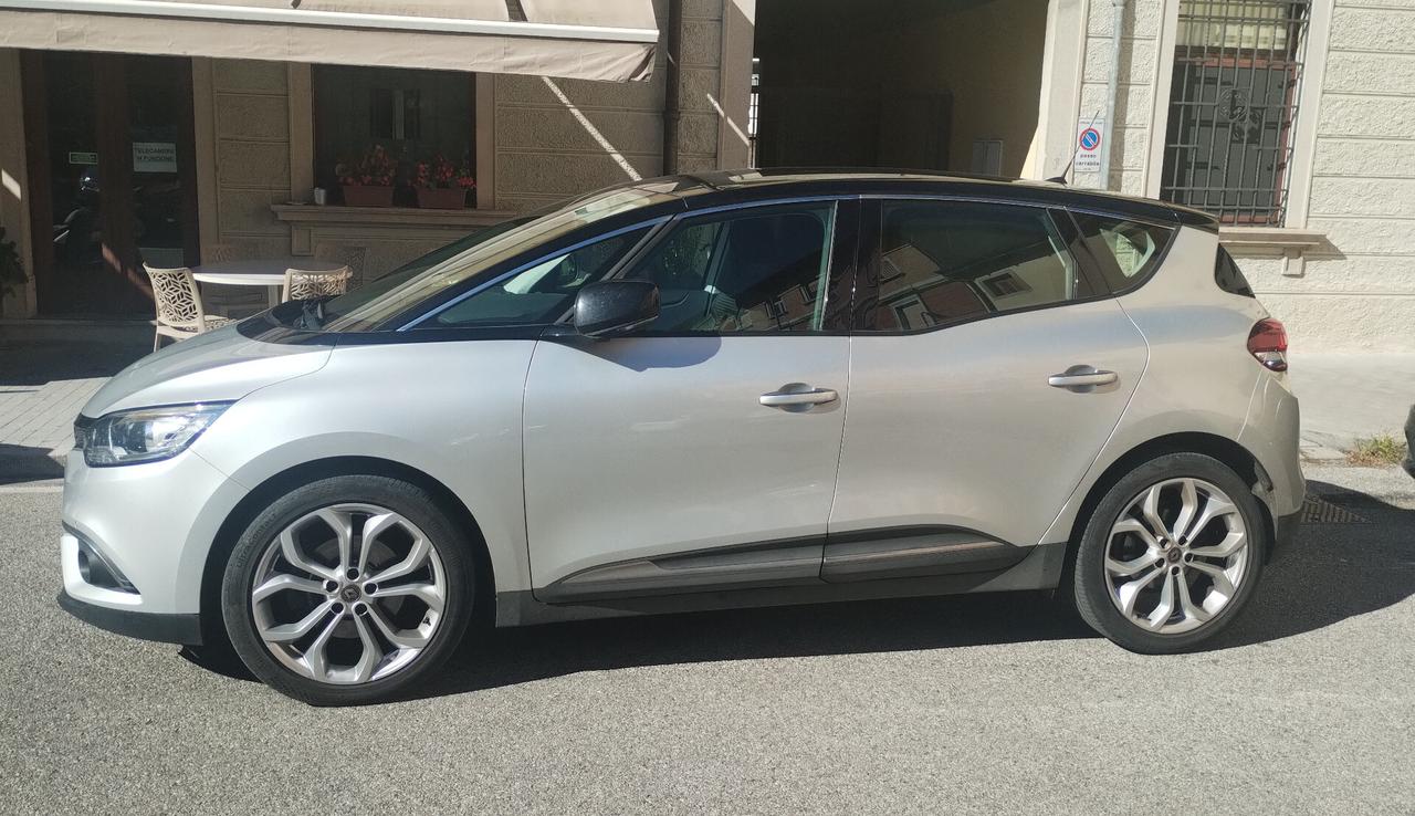Renault Scenic Scénic Blue dCi 120 CV Sport Edition2