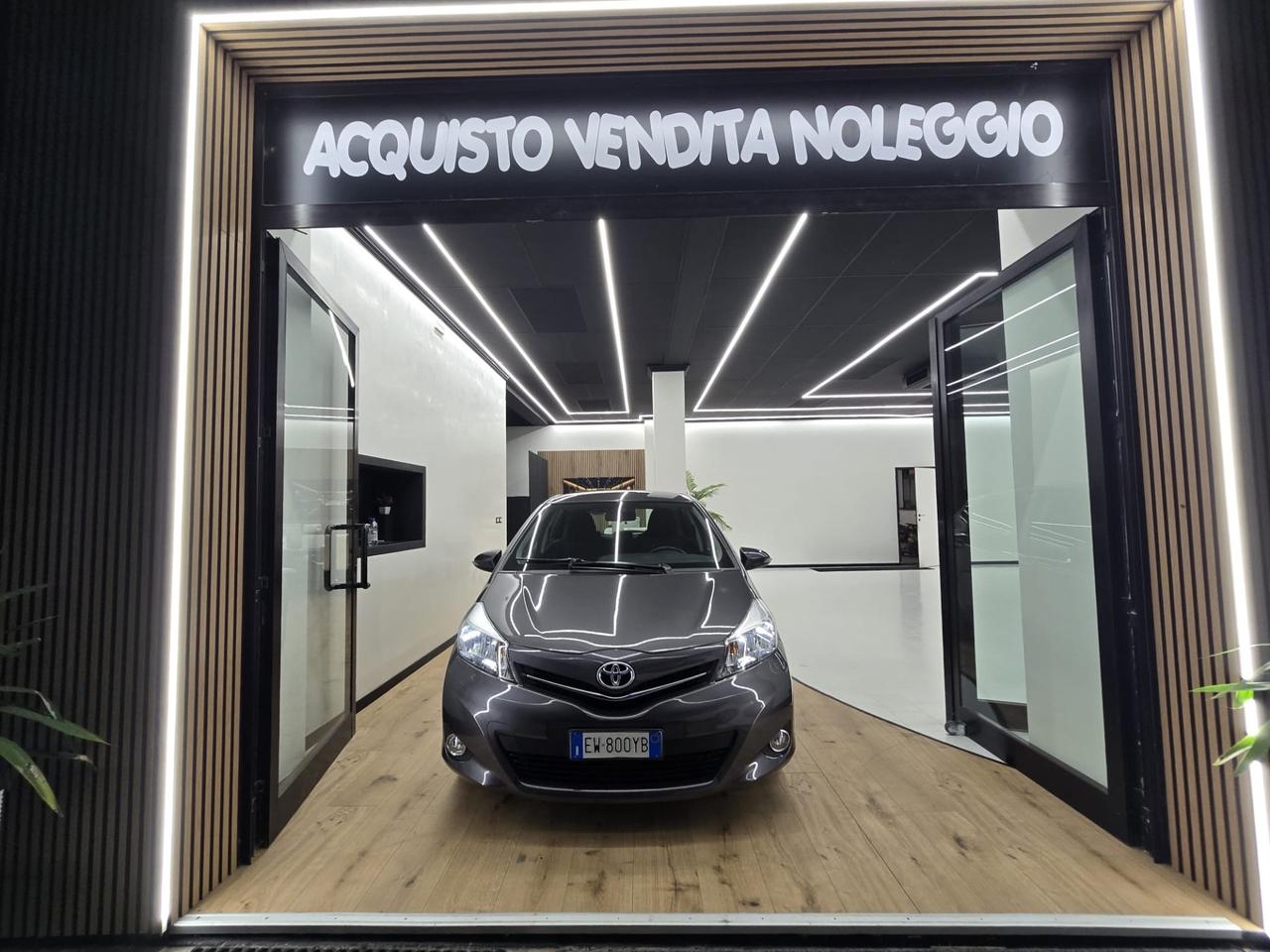Toyota Yaris 1.0 5 porte Lounge