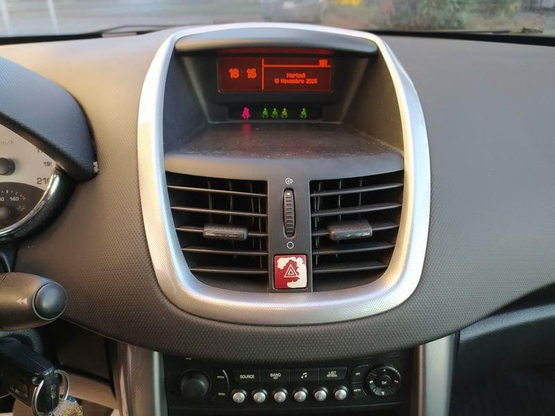 Peugeot 207 1.4 88CV 5p. XS