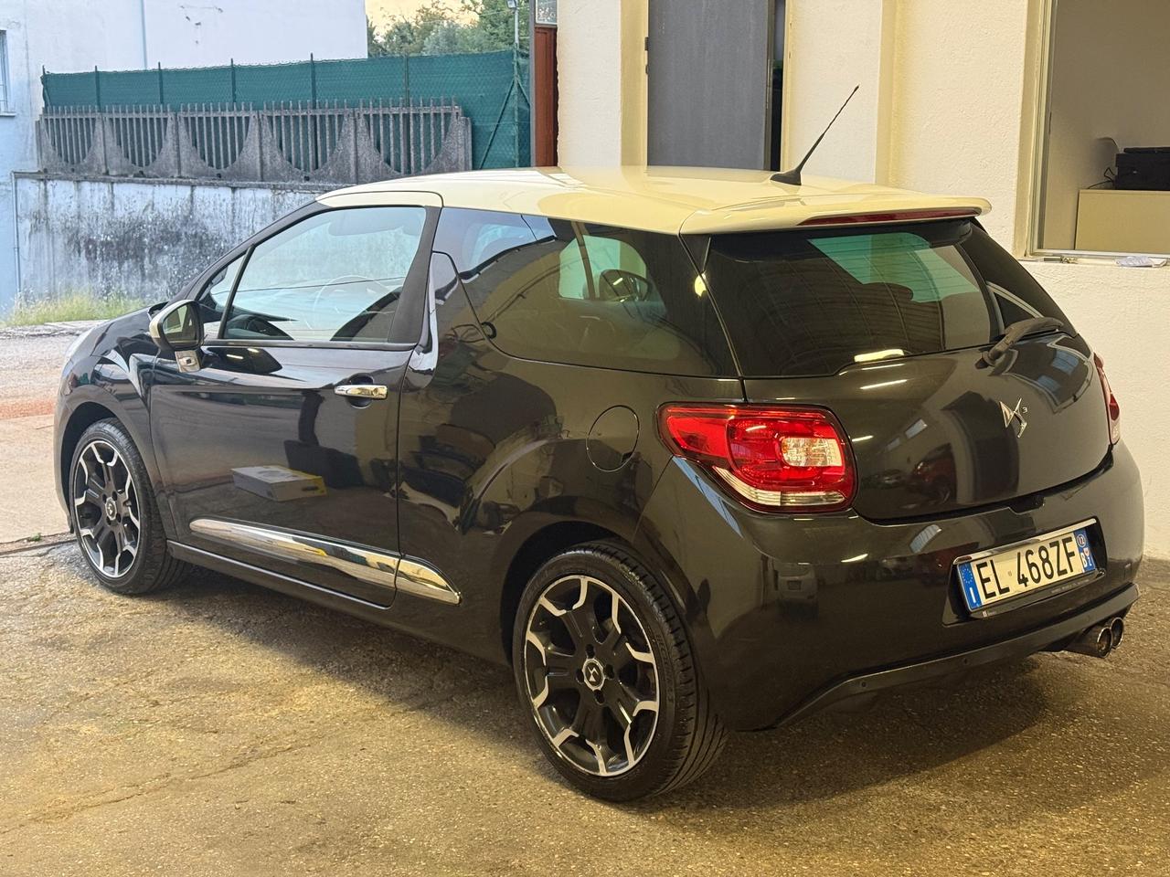 Ds DS3 3 1.6 THP 155 Just Black