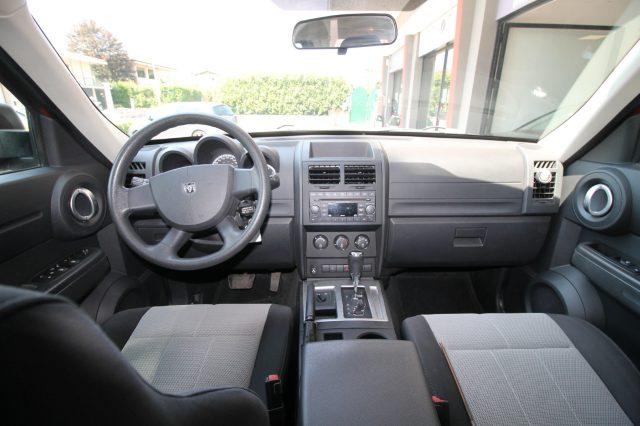 DODGE Nitro 2.8 CRD DPF 4WD GANCIOTRAINO