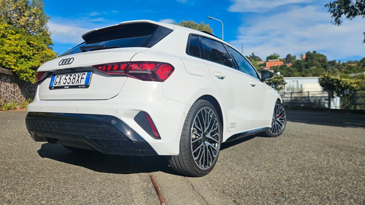 Audi A3 SPB 35 TFSI S tronic line edition