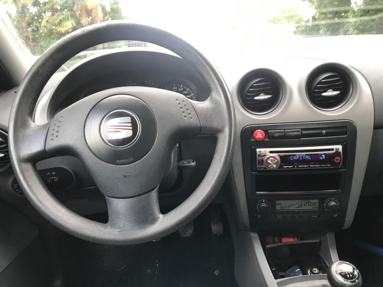 Seat Ibiza 1.4 16V 5p. Stylance