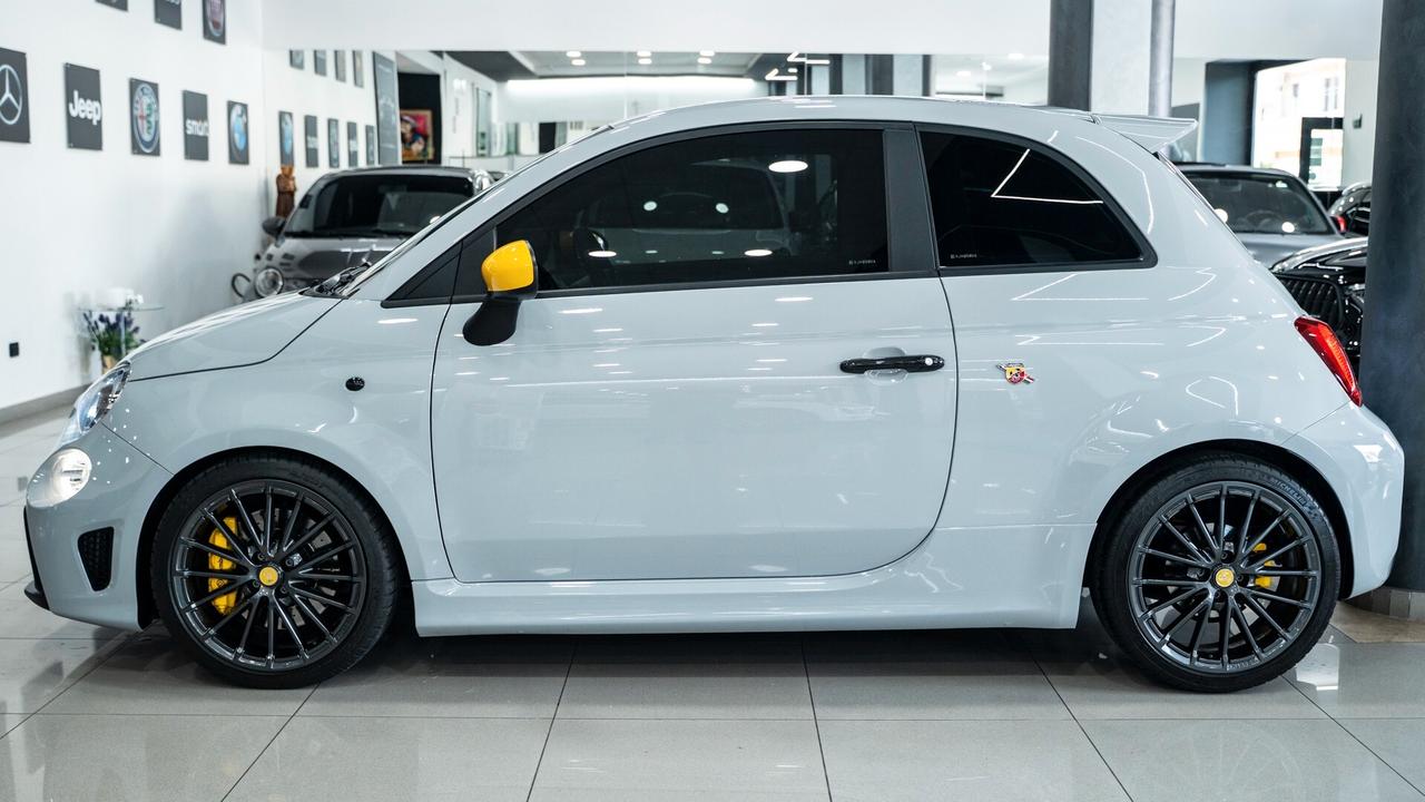 Abarth 695 1.4 TJET 180CV COMPETIZIONE CARBONIO BREMBO SABELT FULL OPTIONAL