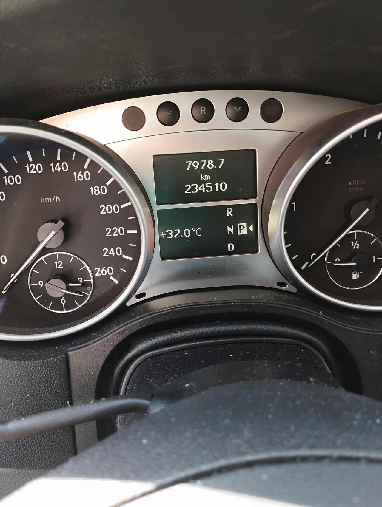 Mercedes-benz 320 CDI 4Matic