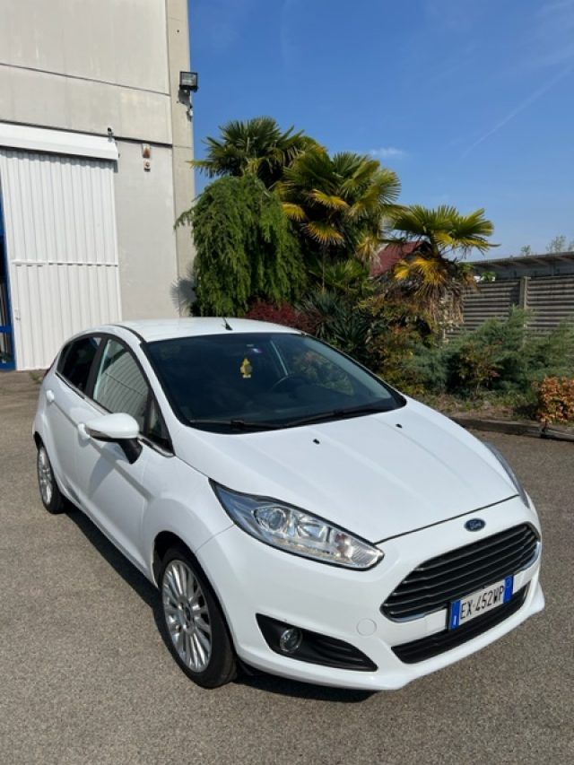 FORD Fiesta 1.6 TDCi 95CV 5 porte