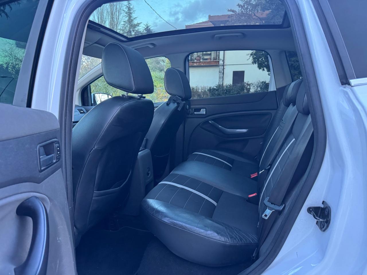 Ford Kuga 2.0 TDCi 163 CV 4WD Titanium DPF