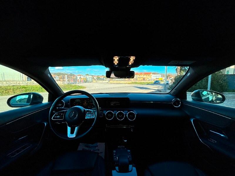 MERCEDES Classe A (V177) A 180 d Automatic ...