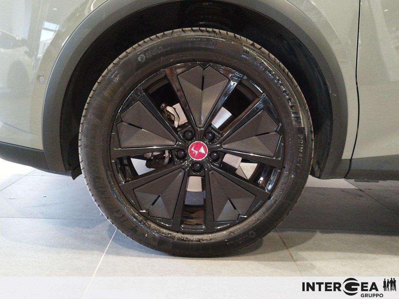 DS DS7 1.5 bluehdi Performance Line+ 130cv auto