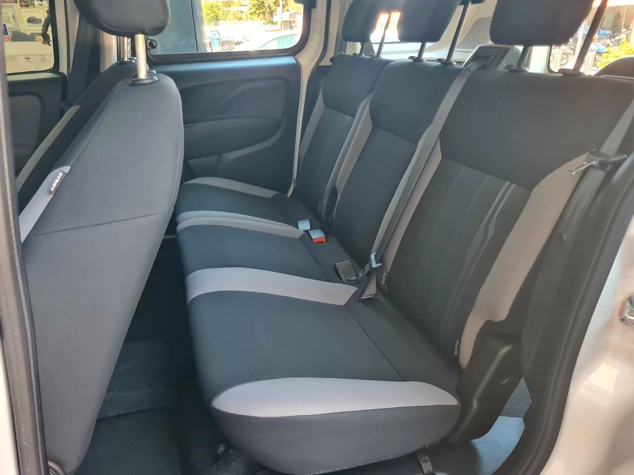 Fiat Doblo 1.6 MJT 16V 120CV*AUTOVETTURA*TAGLIANDI*UNIPRO*