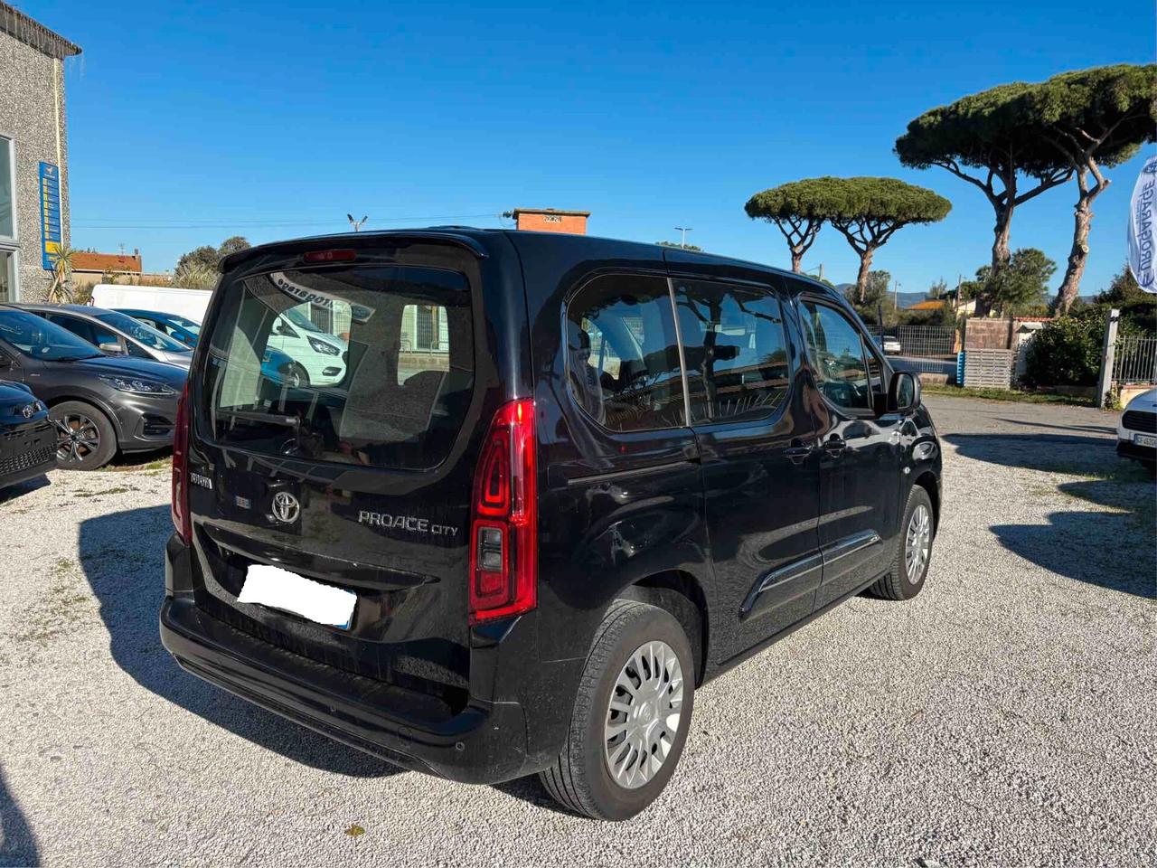 Toyota Proace City Verso 1.2 110 CV S&S L1 Lounge