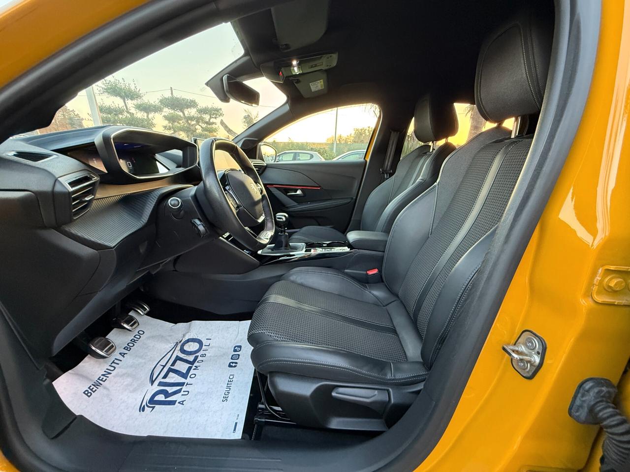 Peugeot 208 1.5HDI 100CV 5 Porte GT Line Cockpit Navi Pelle
