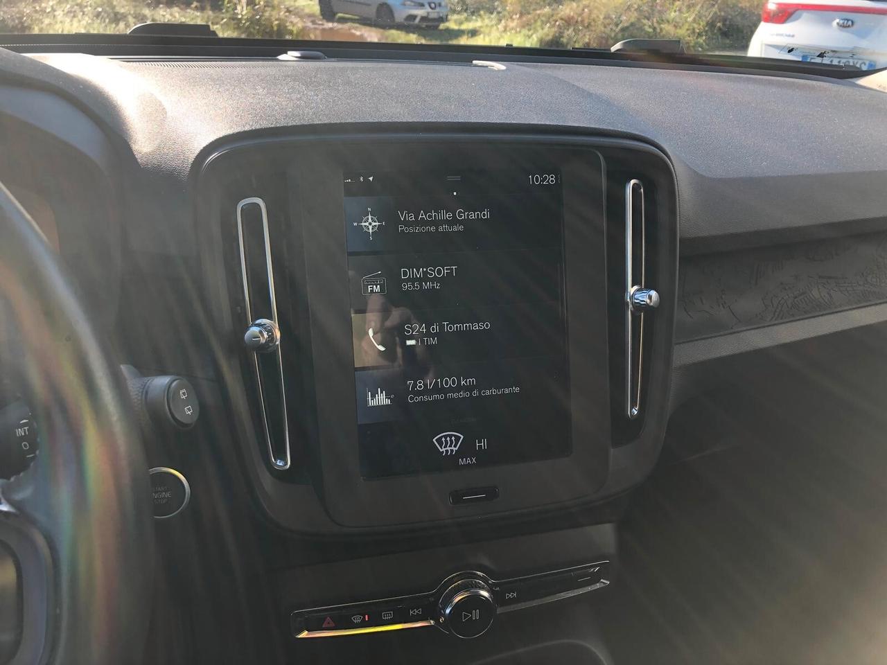 Volvo XC40 D3 AWD Geartronic Momentum