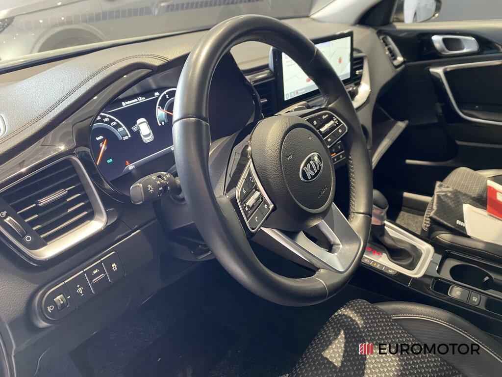 Kia Xceed 1.6 CRDi MHEV High Tech 2WD DCT